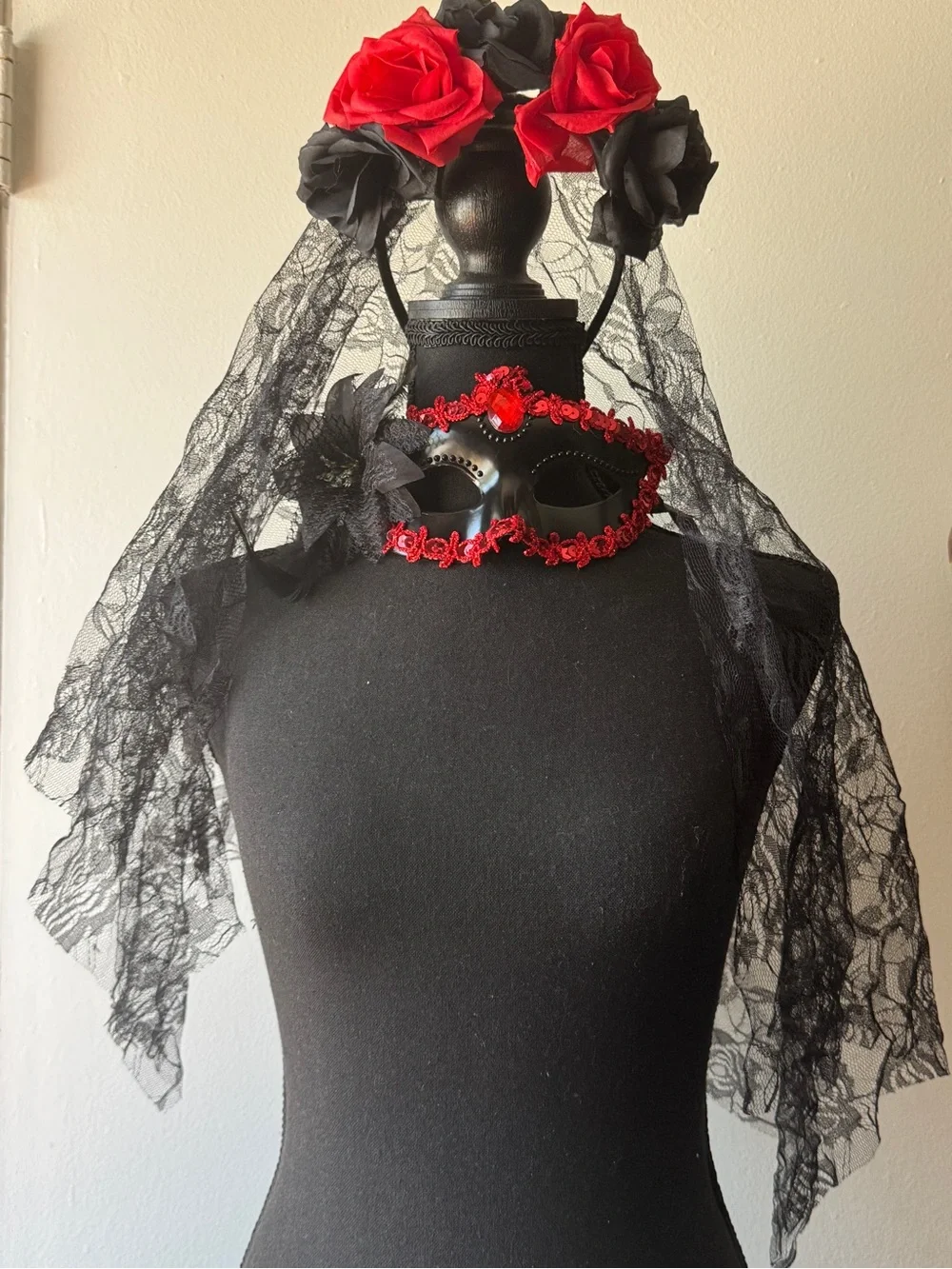 Elegant Gothic Costume Accessory 8 Pcs Set - Headband, Gloves, Jewelry, Mask